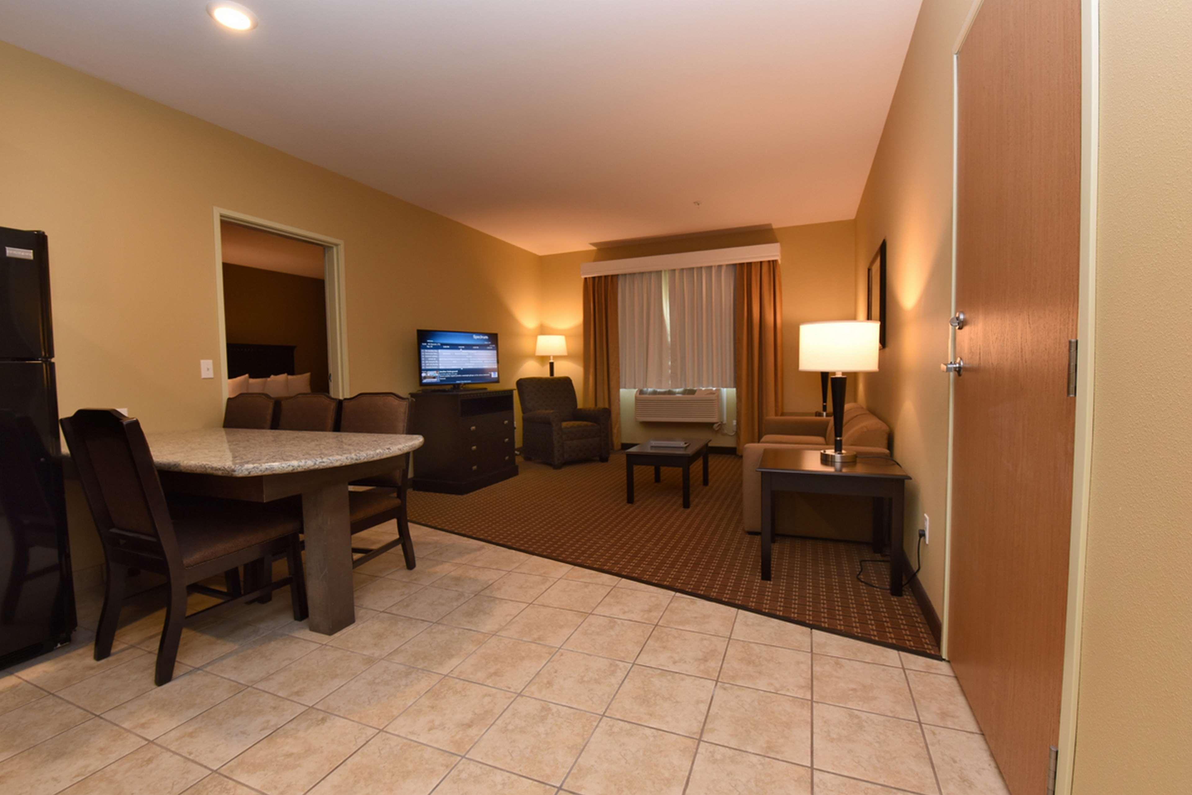 Best Western Plus Vintage Valley Inn Zillah Exterior photo