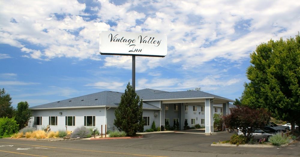 Best Western Plus Vintage Valley Inn Zillah Exterior photo